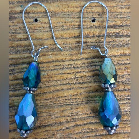 Dangle Earrings Pierced Fashion Jewelry - Picture 1 of 3